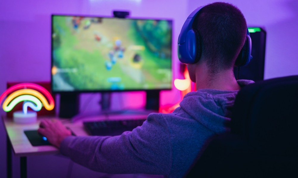 young-man-playing-computer-games